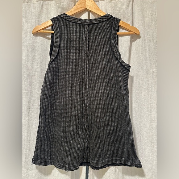 Bluivy Waffle Weave Knit Tank Top - Picture 5 of 5